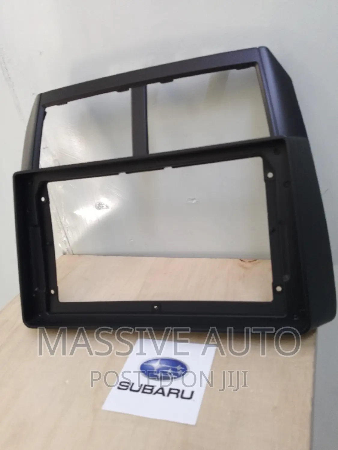 New 9" Subaru Forester Console/ Subaru Forester Console