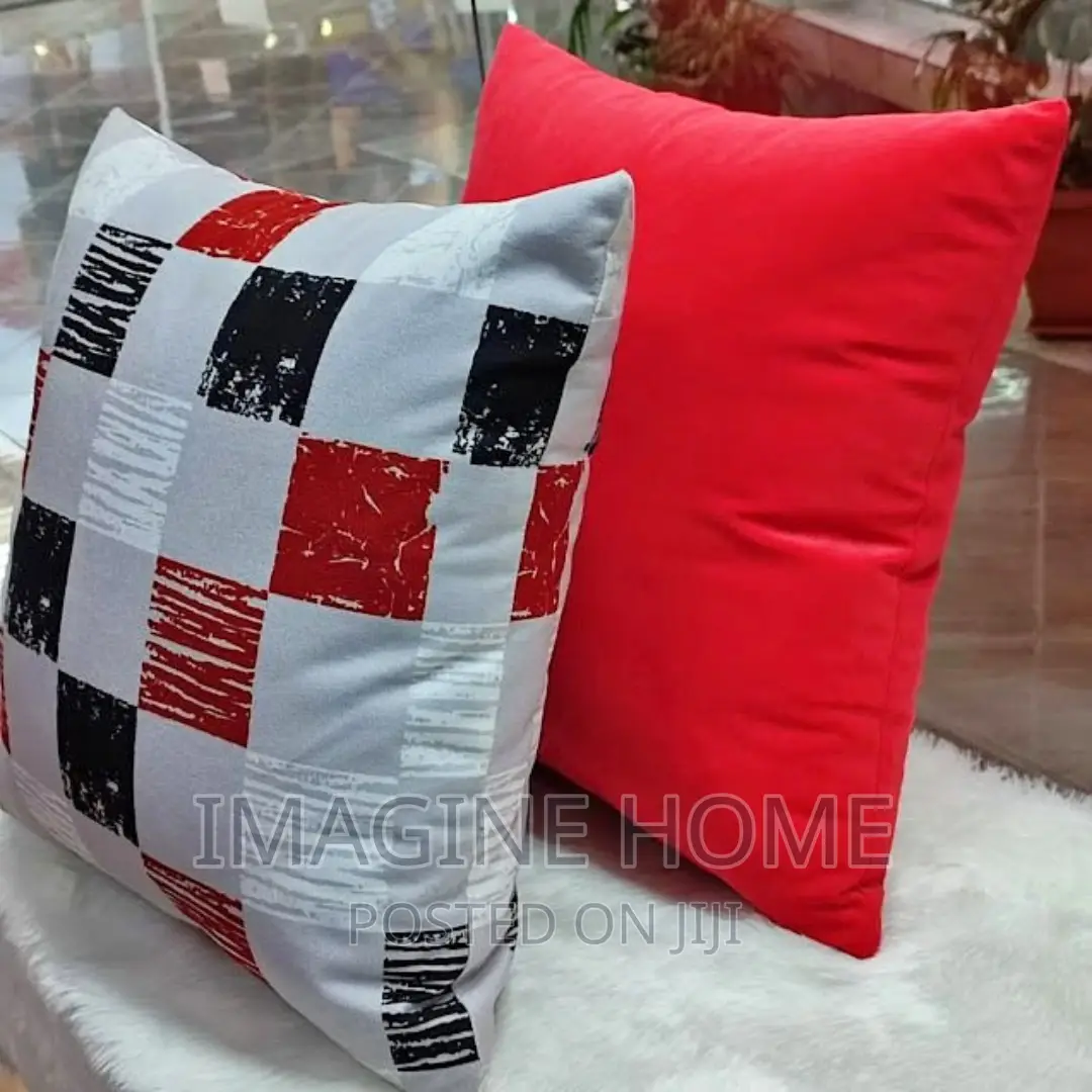 Red Themed Throw Pillows