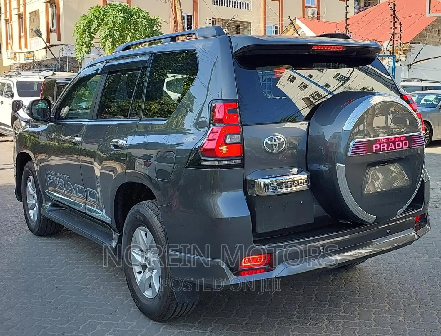 Toyota Land Cruiser 2019 Gray
