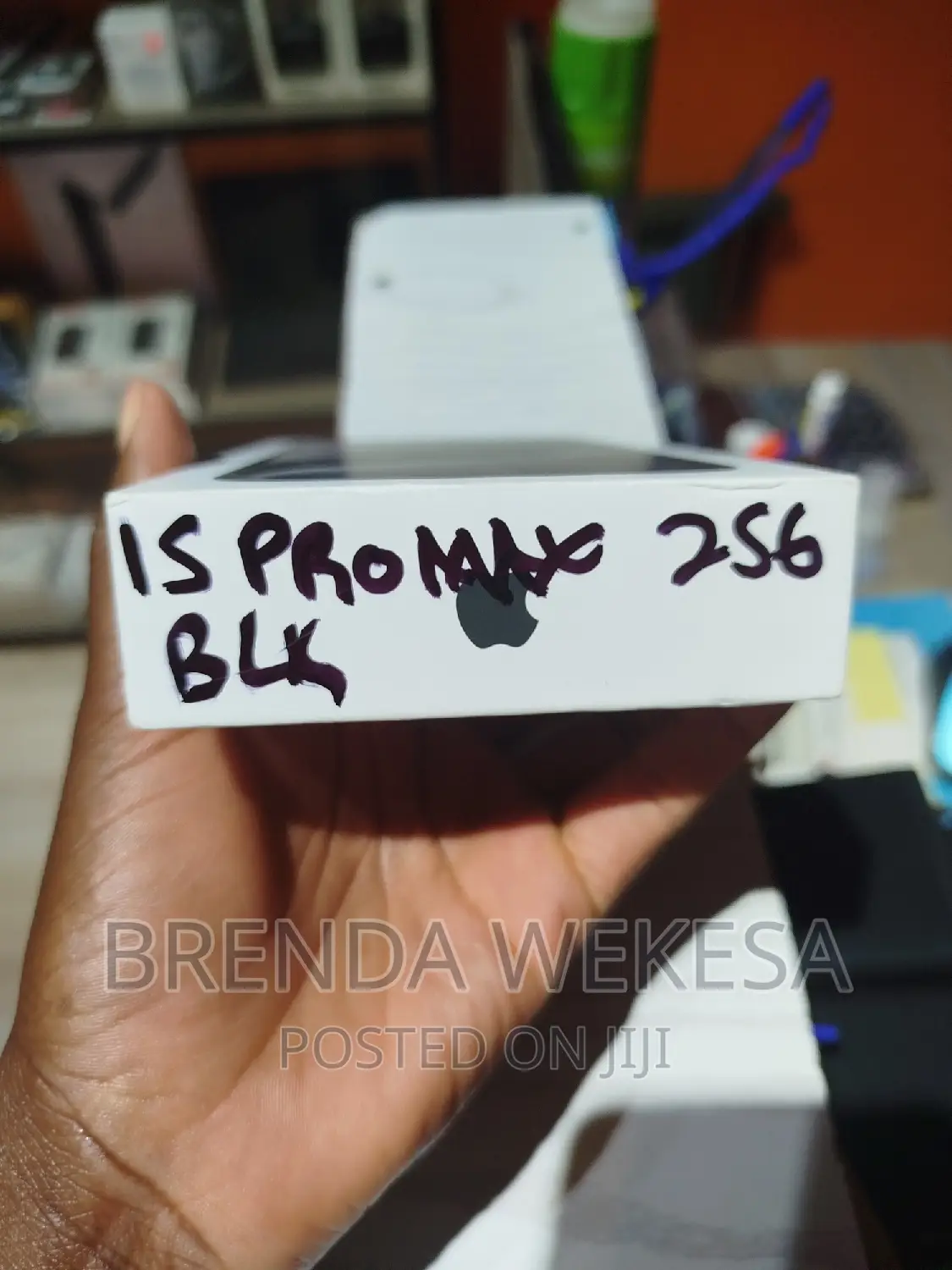 New Apple iPhone 15 Pro Max 256 GB Black