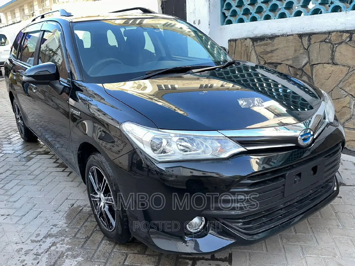 Toyota Corolla Fielder 2017 Black