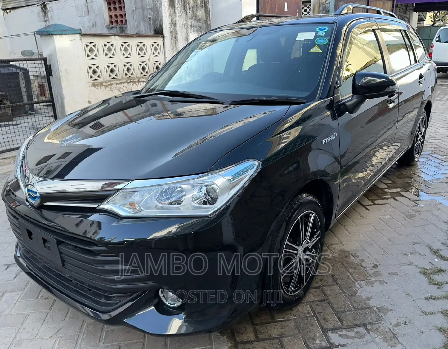 Toyota Corolla Fielder 2017 Black