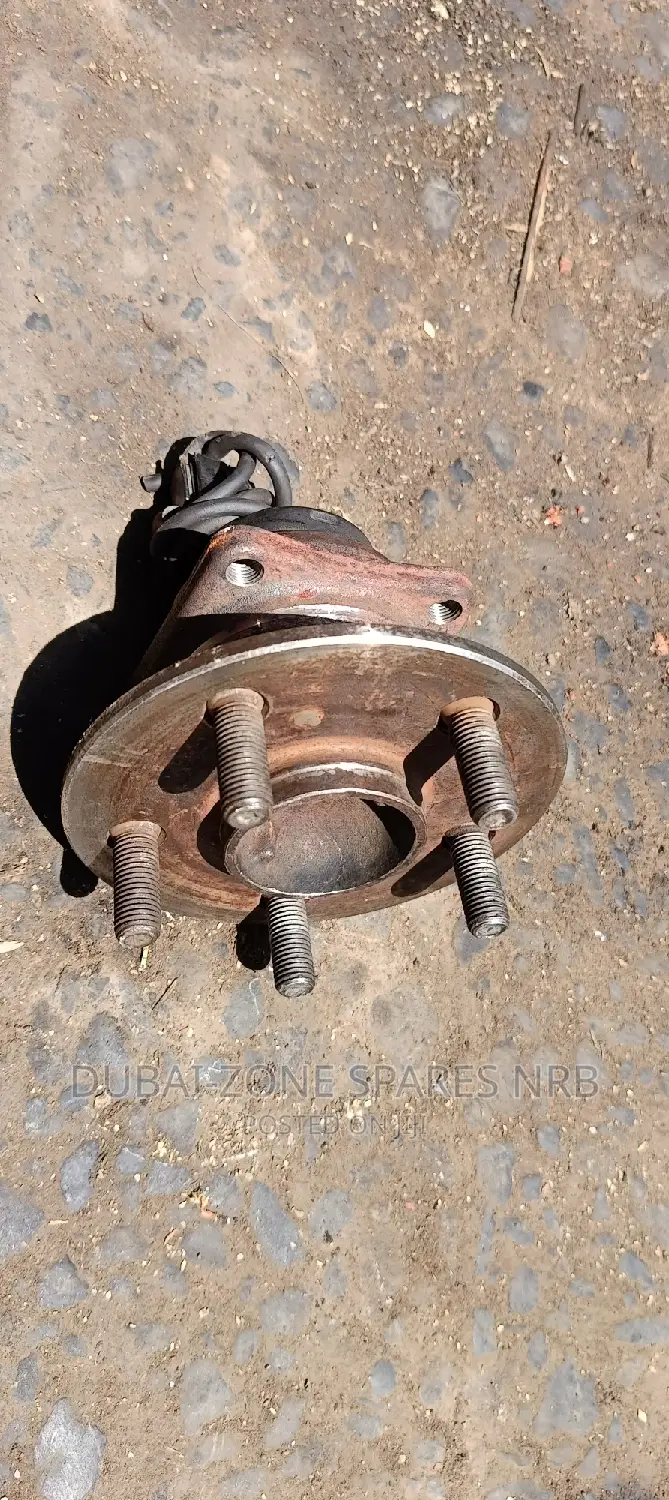 Premio 240,Allion,Wish,Vitz,Avensis Rear Hubs 2-Wheel Drive