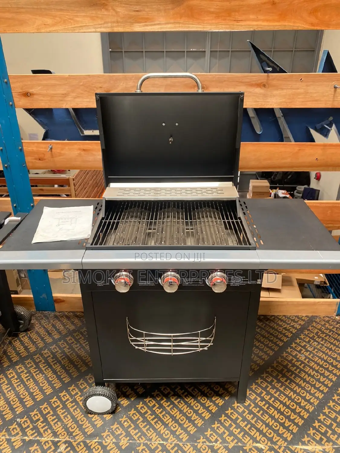 Gas Powered 3 Burner Bbq Grill