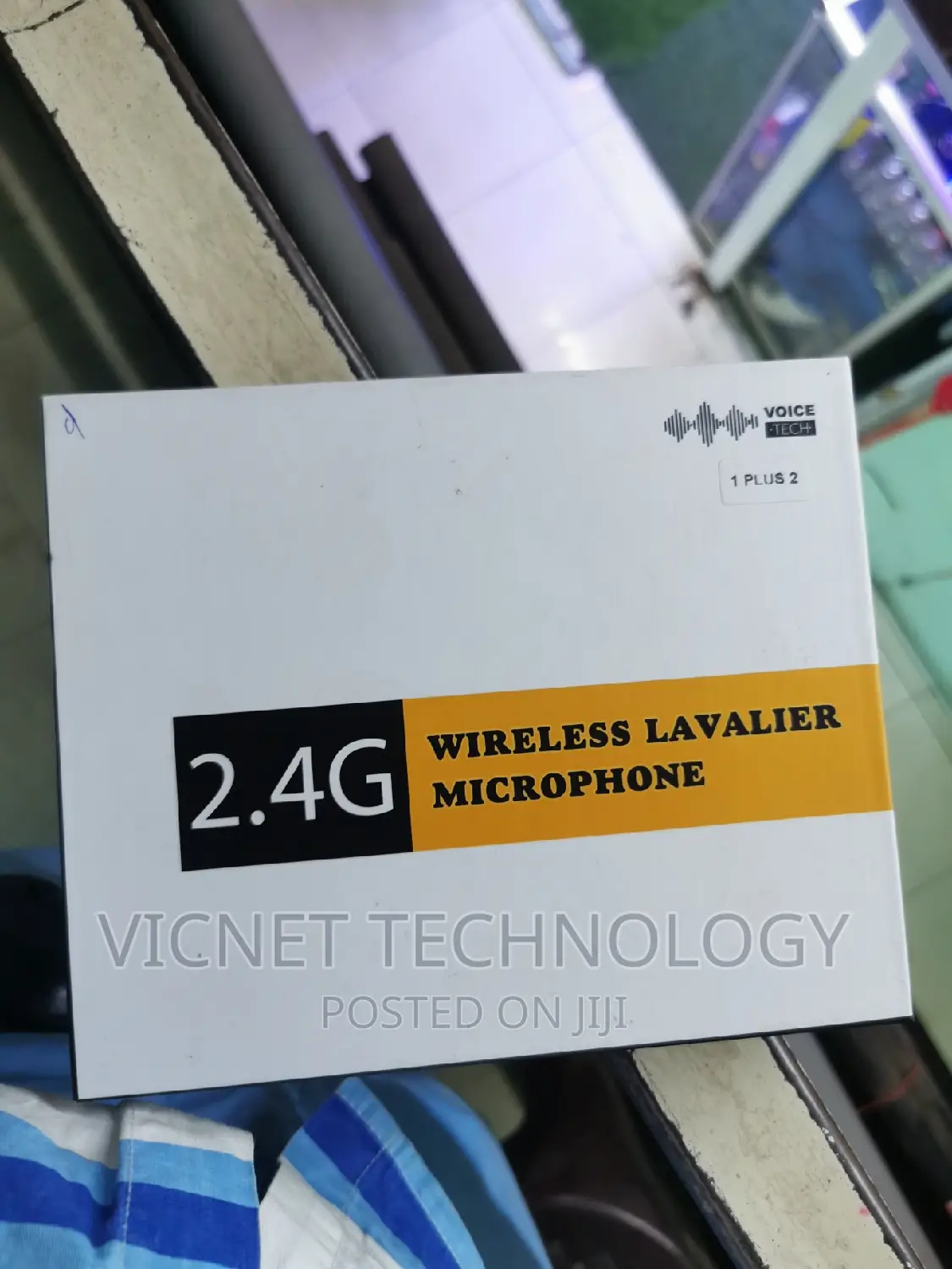 Interview, Vlogs, Podcast Dual Wireless Lavalier Microphone