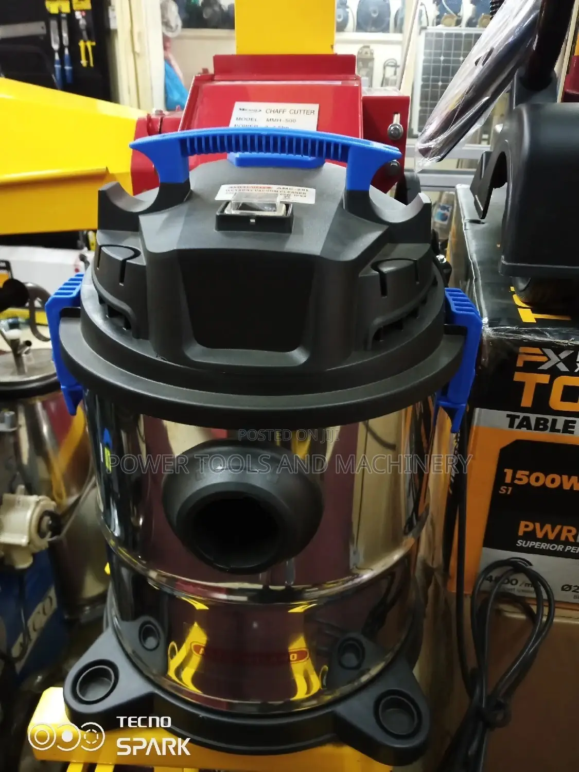 Unique Wet and Dry 20l Vacuum Cleaner