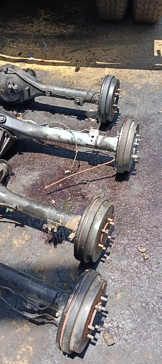 Toyota Hiace Axles,Drums,Tubes Available.