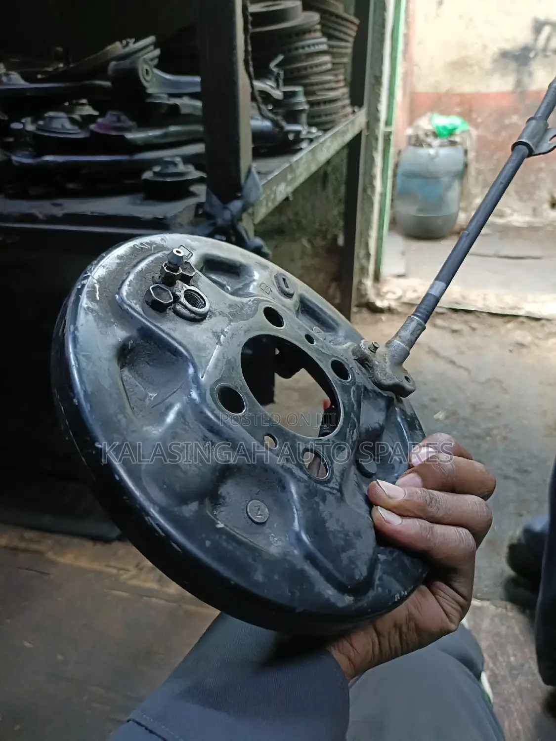 Daihatsu Mira Backplate