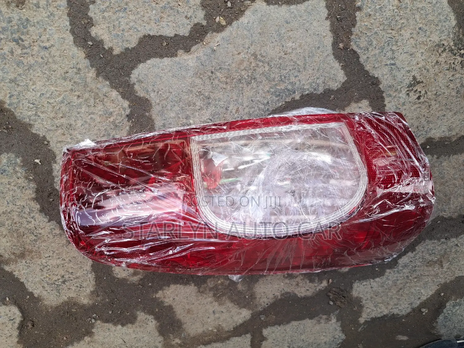 Tail Lights Lens Dmax 2005