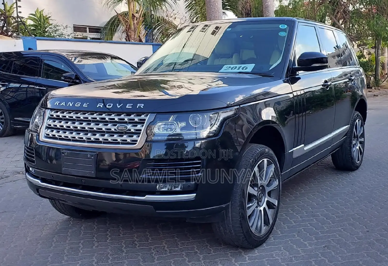 Land Rover Range Rover Vogue 2016 Black