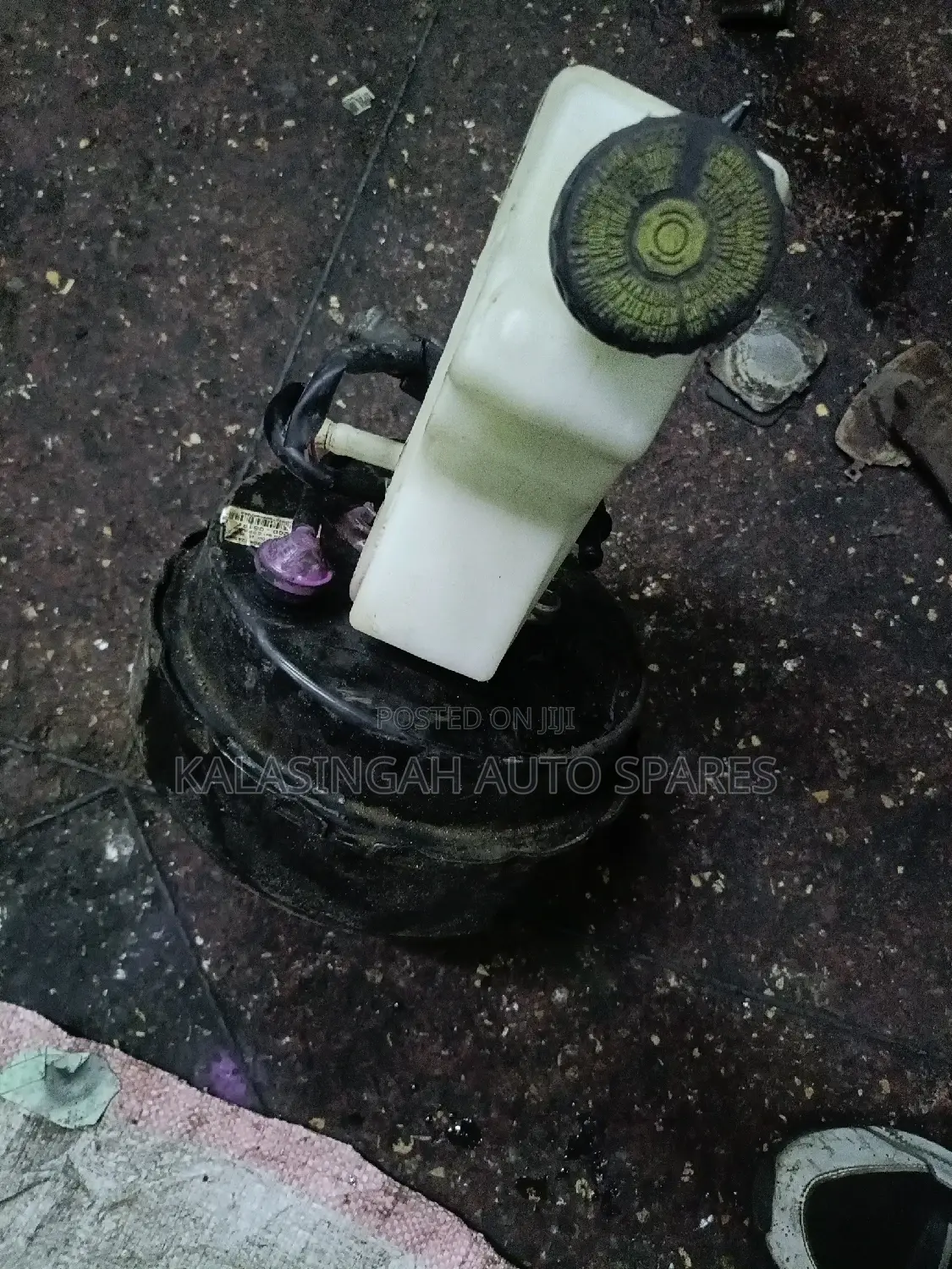 Brake Booster Toyota Avensis