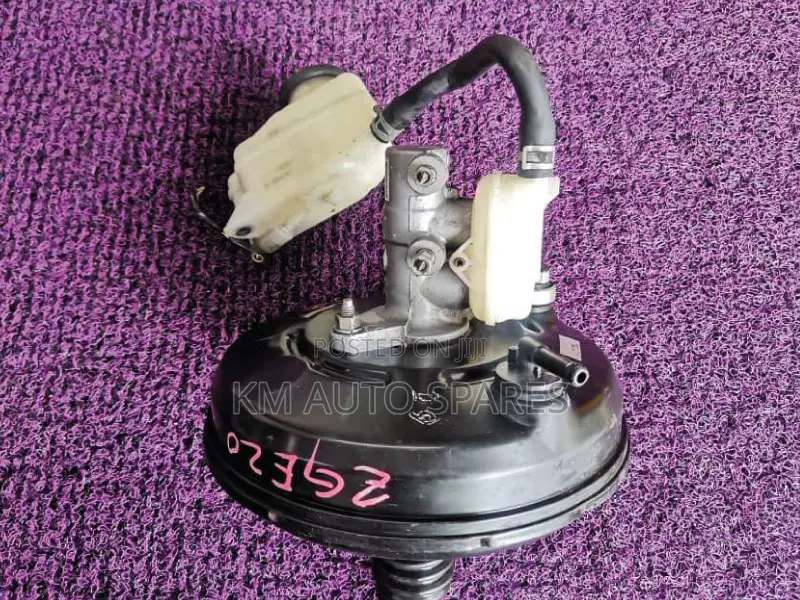 Toyota Wish Brake Booster/Master Cylinder.