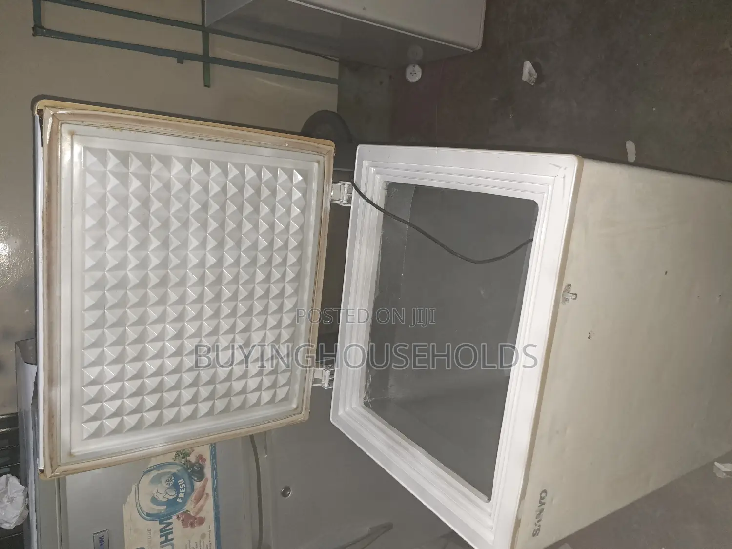 Sanyo 120L Chest Freezer