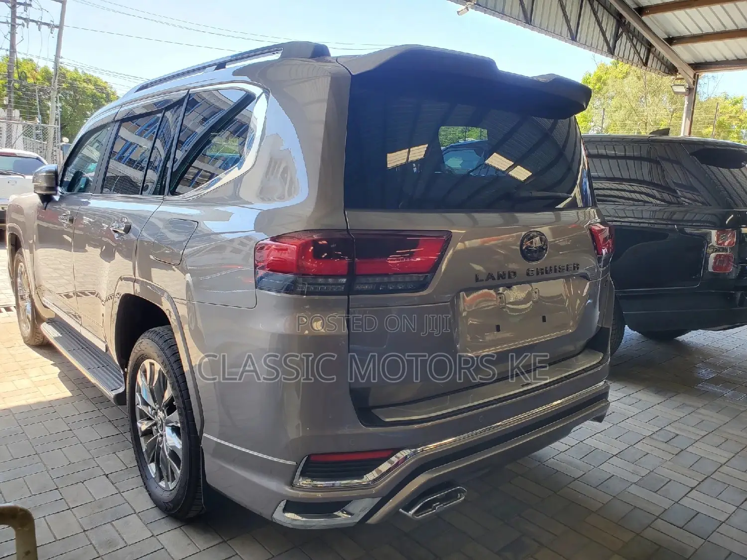 New Toyota Land Cruiser 2023 Gold