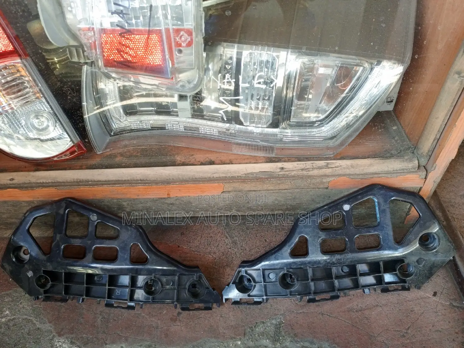 Bumper Slides Toyota Auris 2014 Onwards