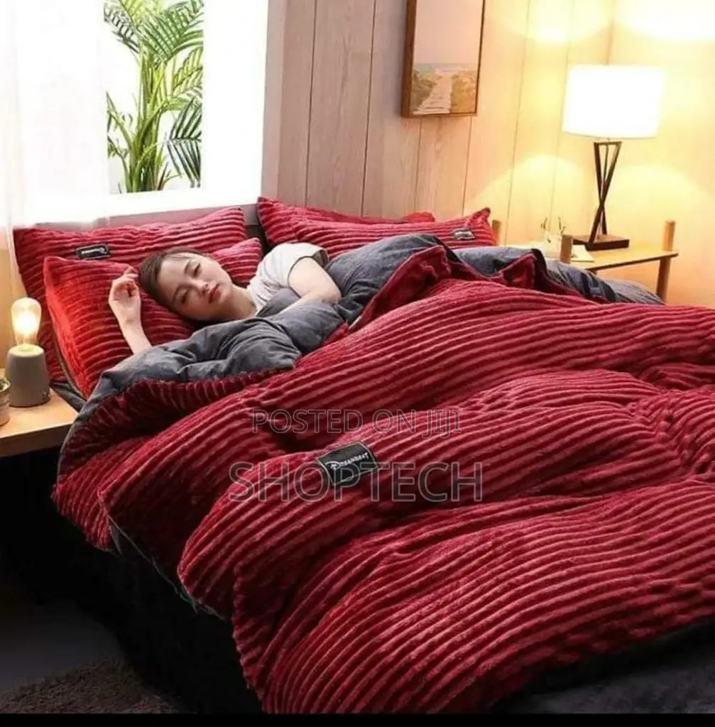 Velvet Blanket Set