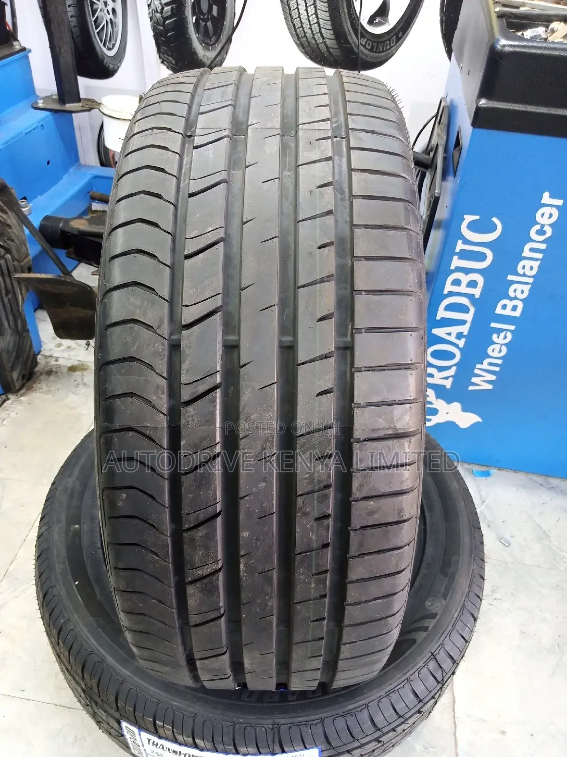 275/45r20 Goddard Tyre