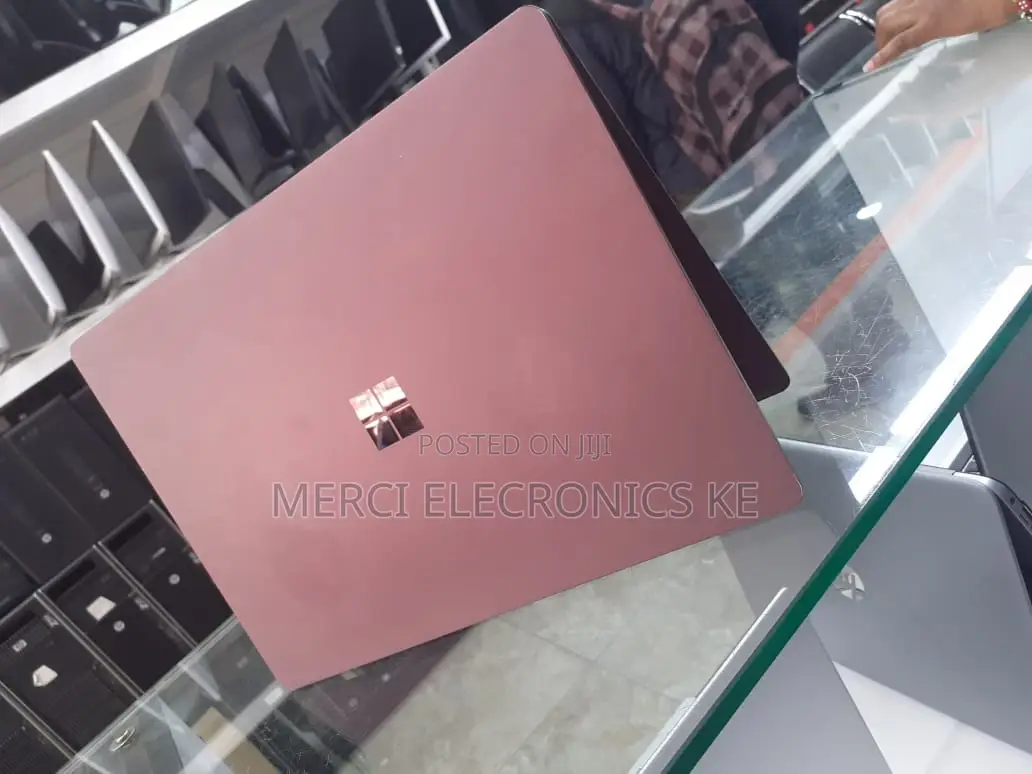 New Laptop Microsoft Surface 2 16GB Intel Core I7 SSD 512GB