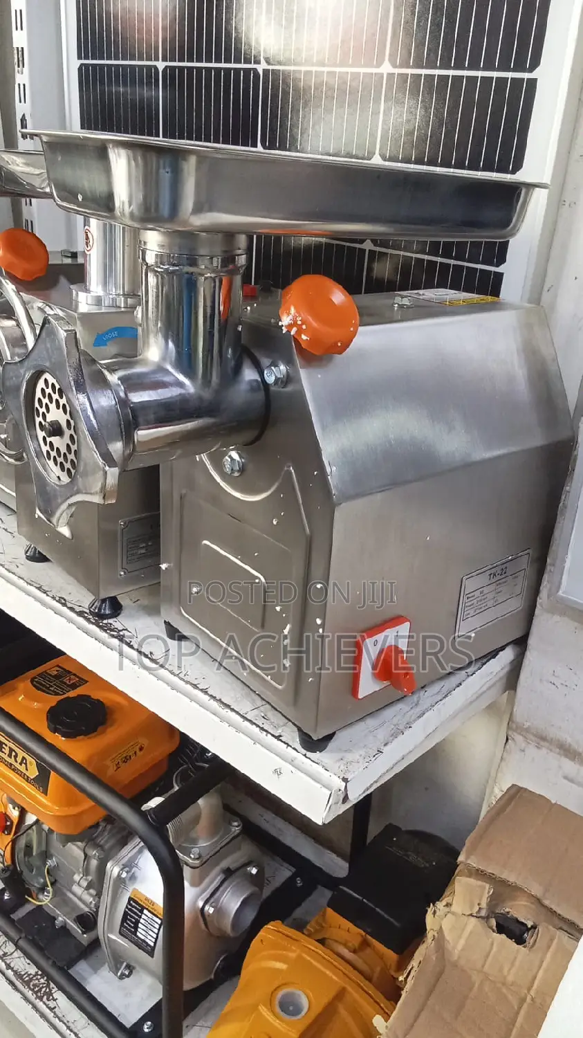 Commercial Electric Meat Mincer TK22
