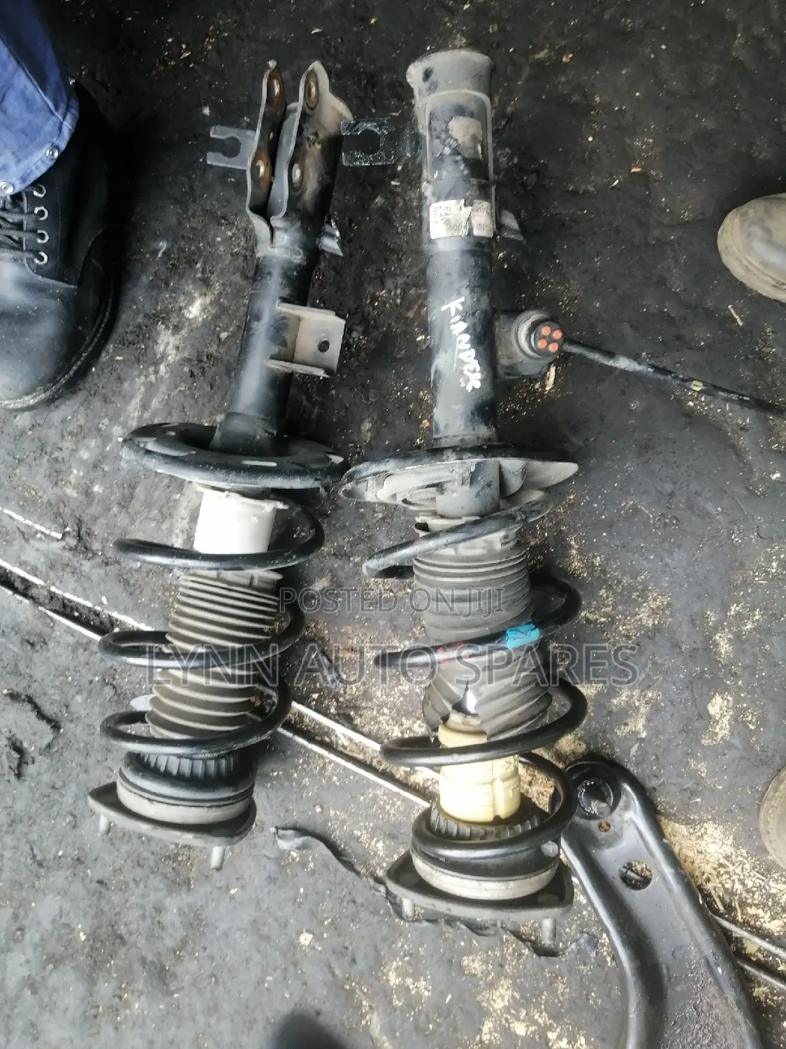 Mazda Demio New Model Complete Shock With Spring