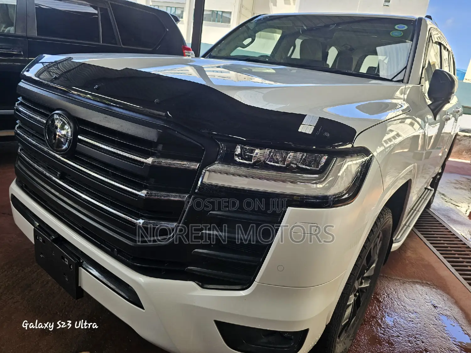 Toyota Land Cruiser 2024 White