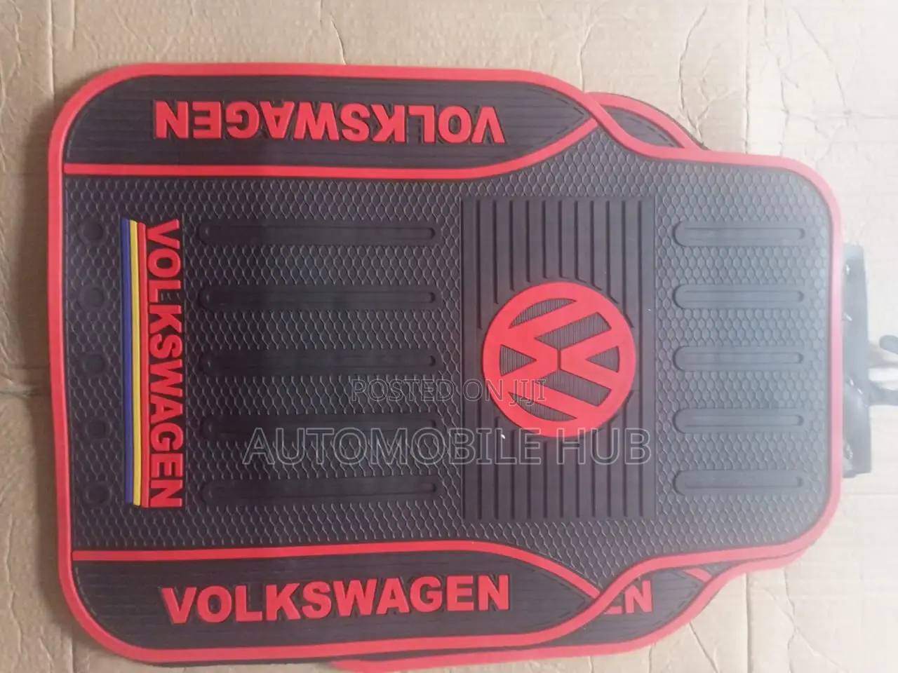 Volkswagen Floor Mats 5pcs Red and Black