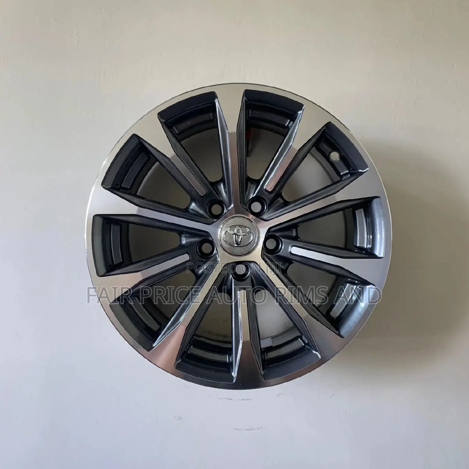Rims Size 15 Normal Both Black Silver and Sporky