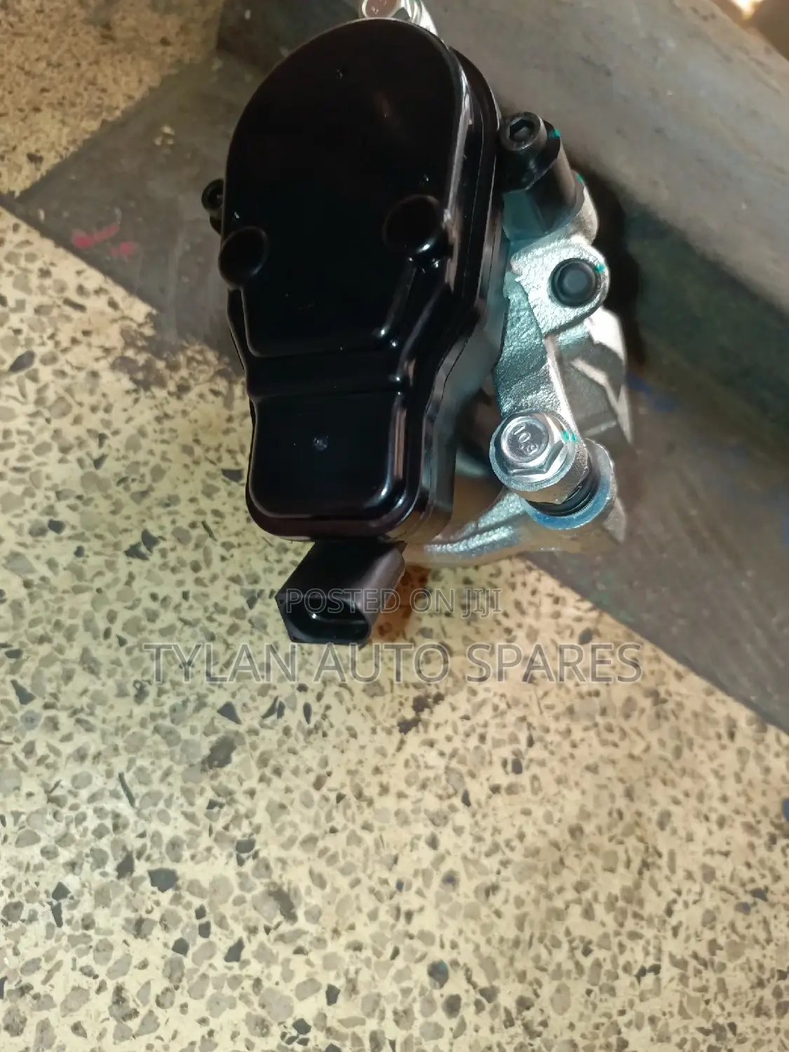 Rear Motor Caliper CX5 2020
