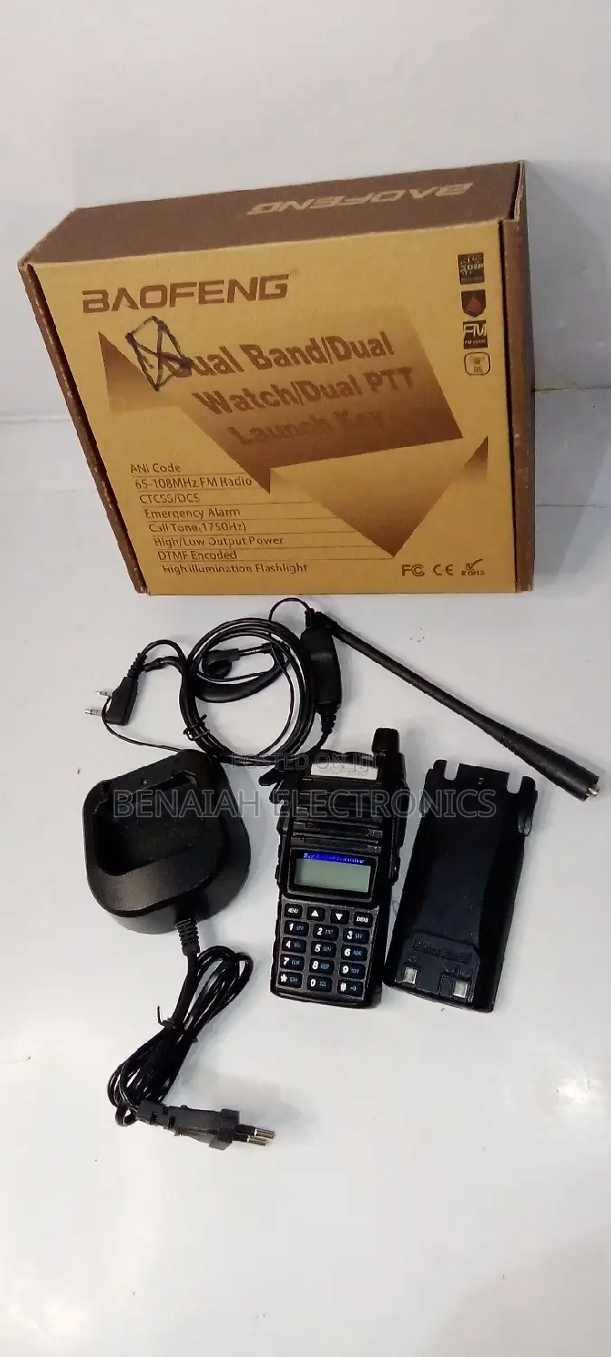 Baofeng Uv82 Uv82dual Band Walkie-Talkie 128ch 5w 5km
