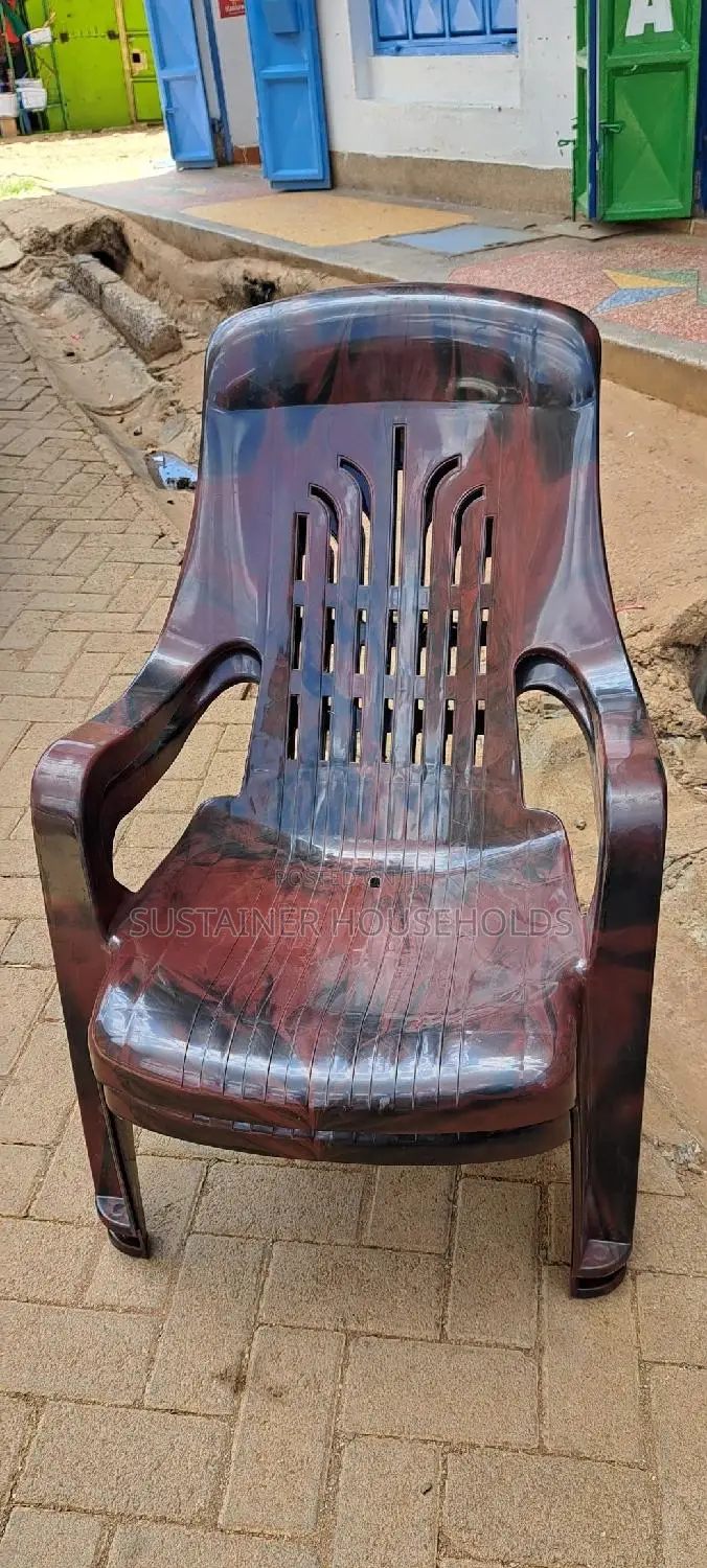 Relaxo Plastic Chairs