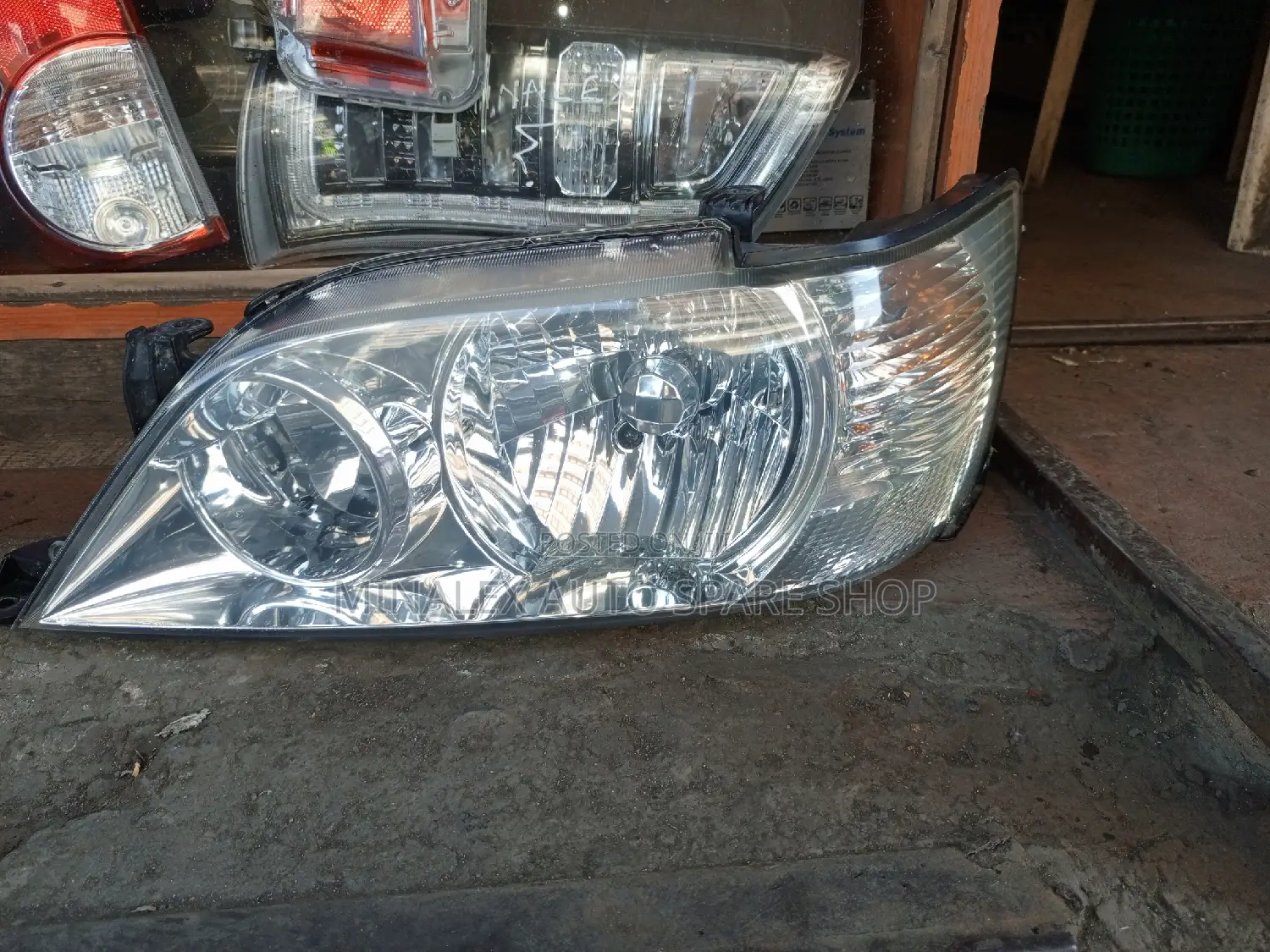 Vista Toyota Clear Headlights
