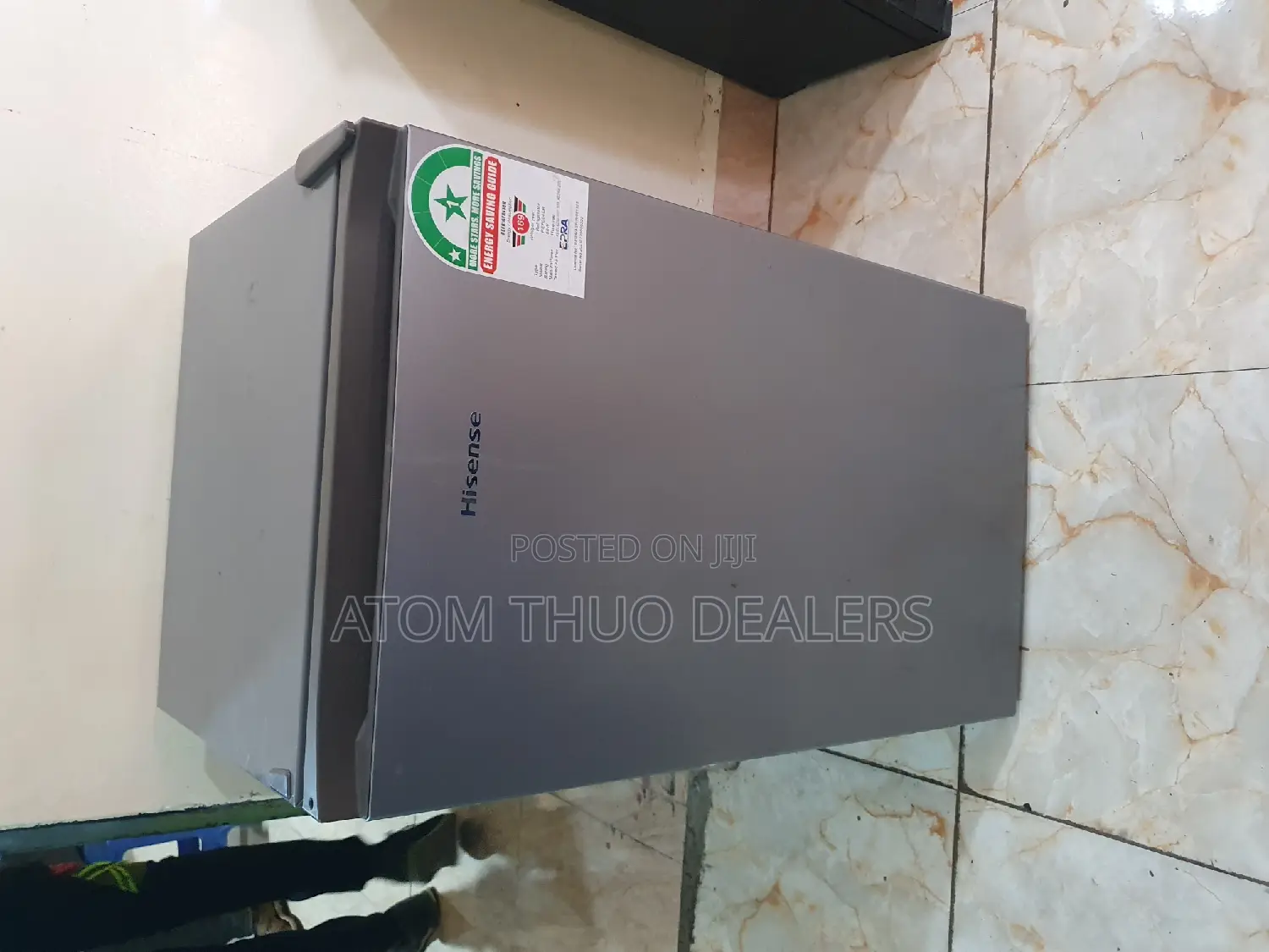 Hisense Single Door 90 Lt / Liters Fridge / Refrigerator