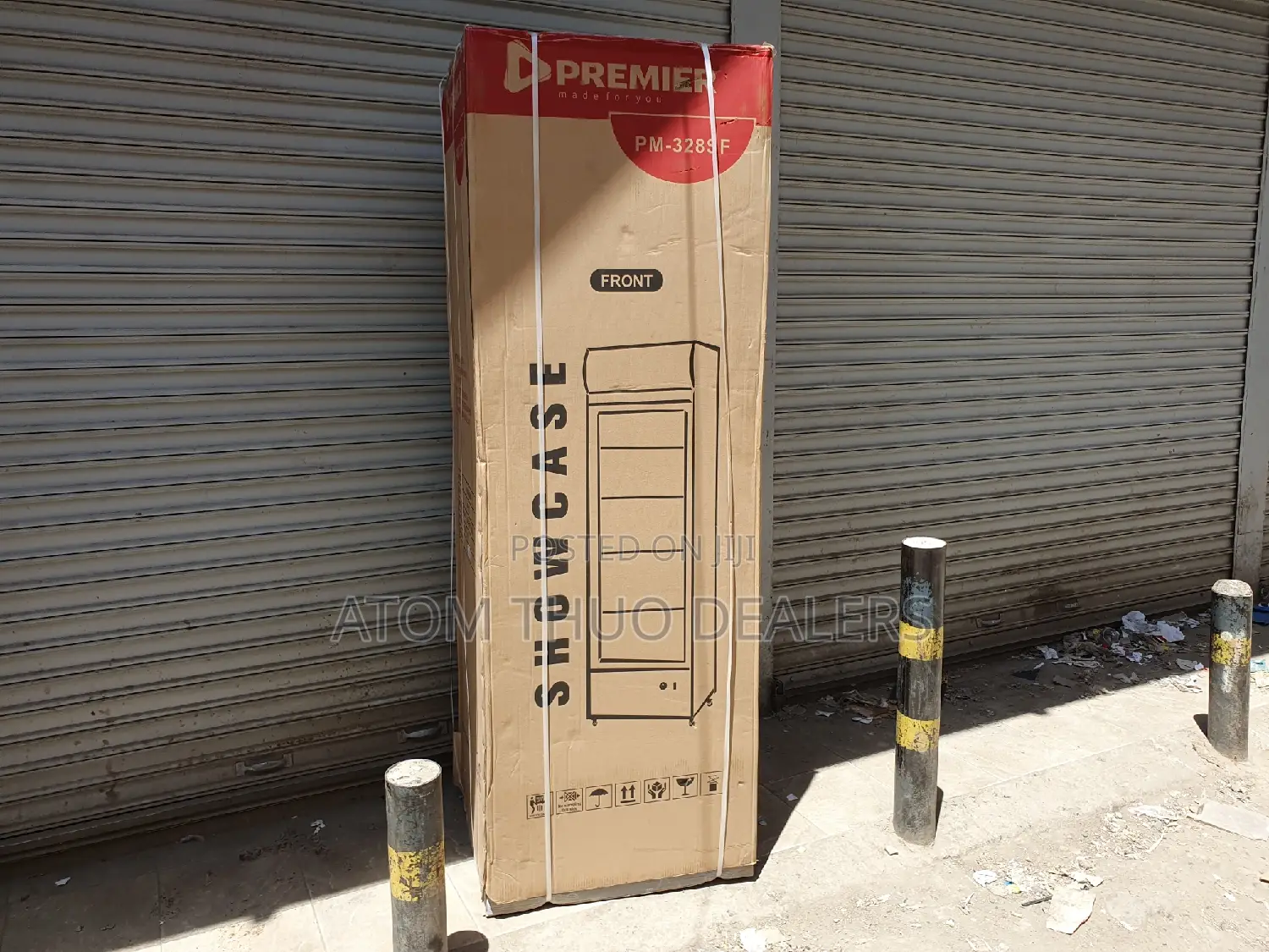 Premier Display Fridge, 328lt Chiller Fridge