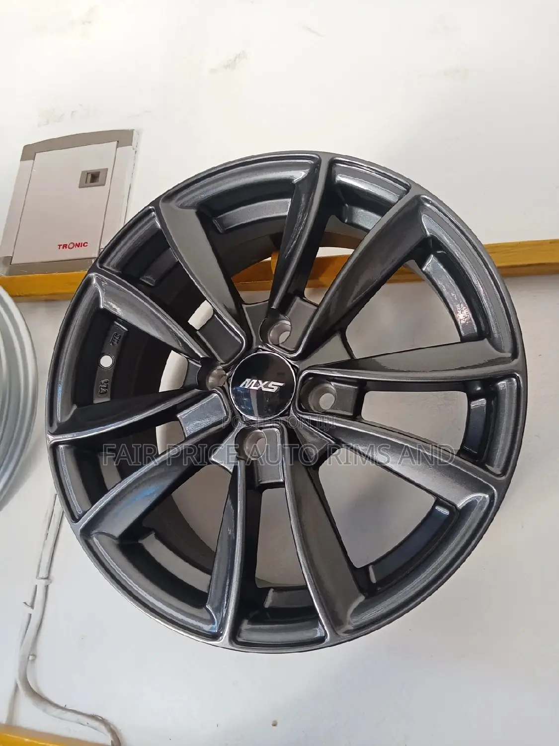 Multy Sporks Size 15 Normal Black Silvery Rims