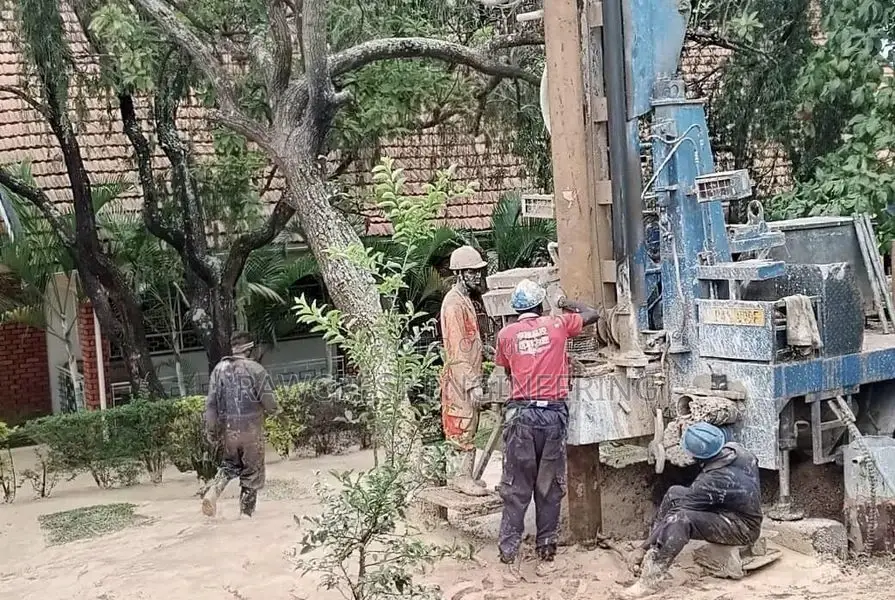 Borehole Drilling /Pump Installation