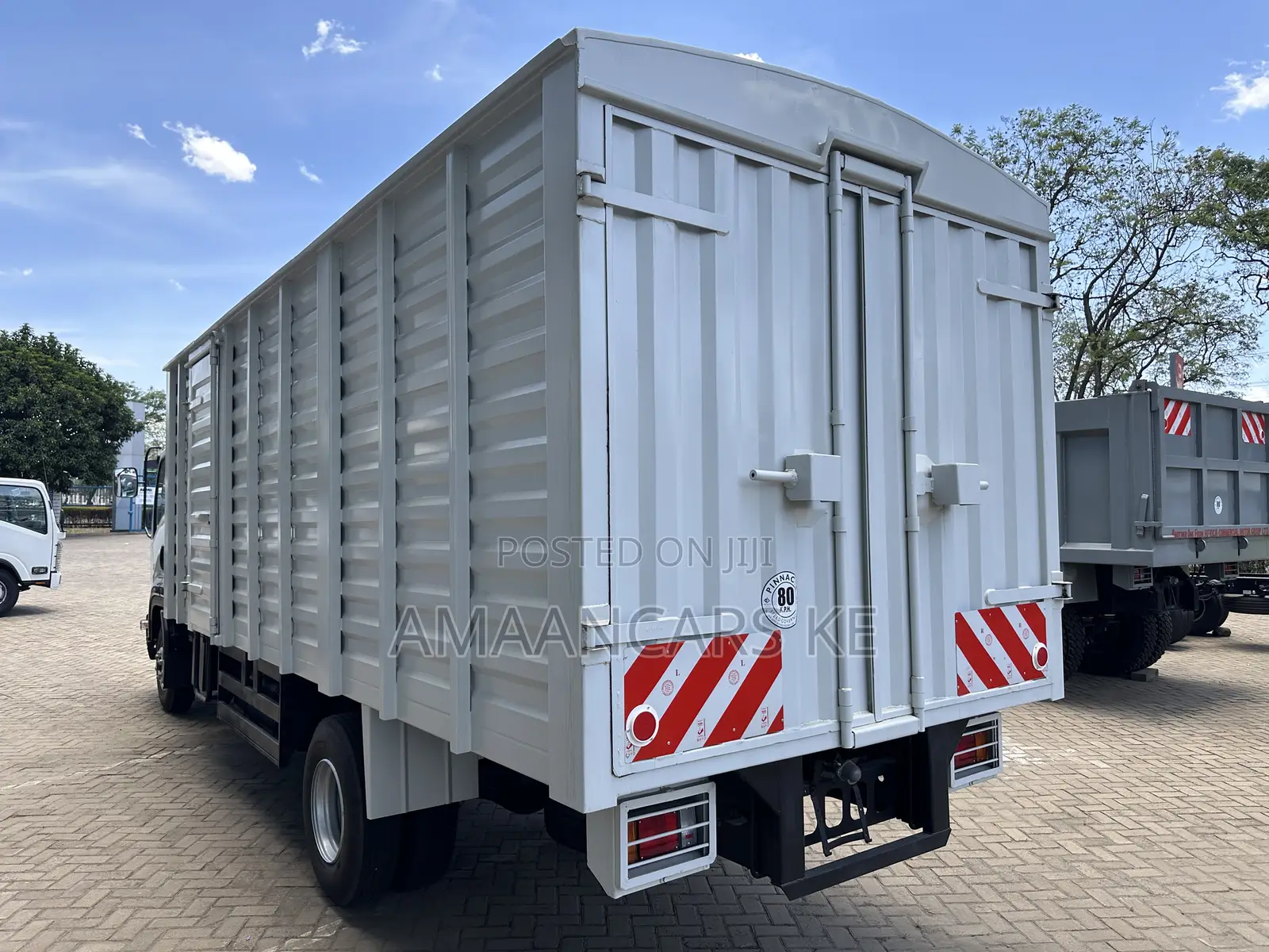 Brand New Isuzu FRR 90N With Closed Body