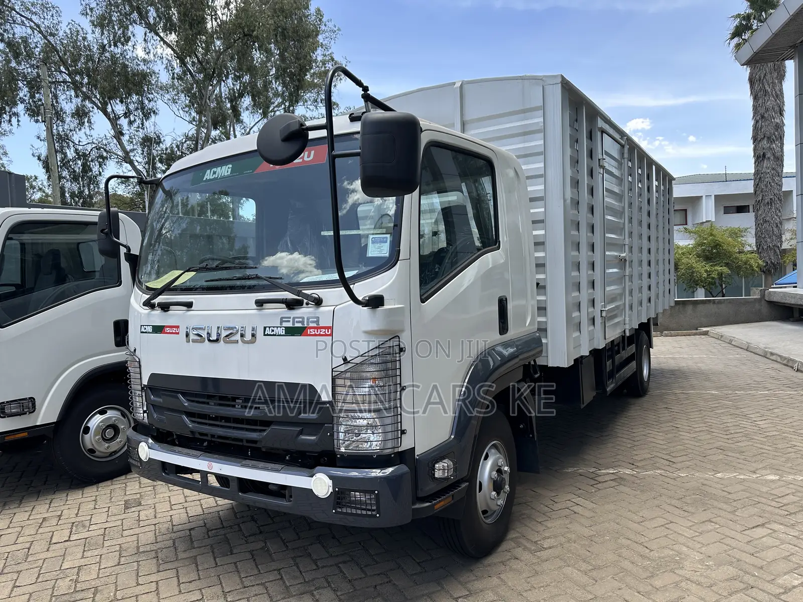 Brand New Isuzu FRR 90N With Closed Body