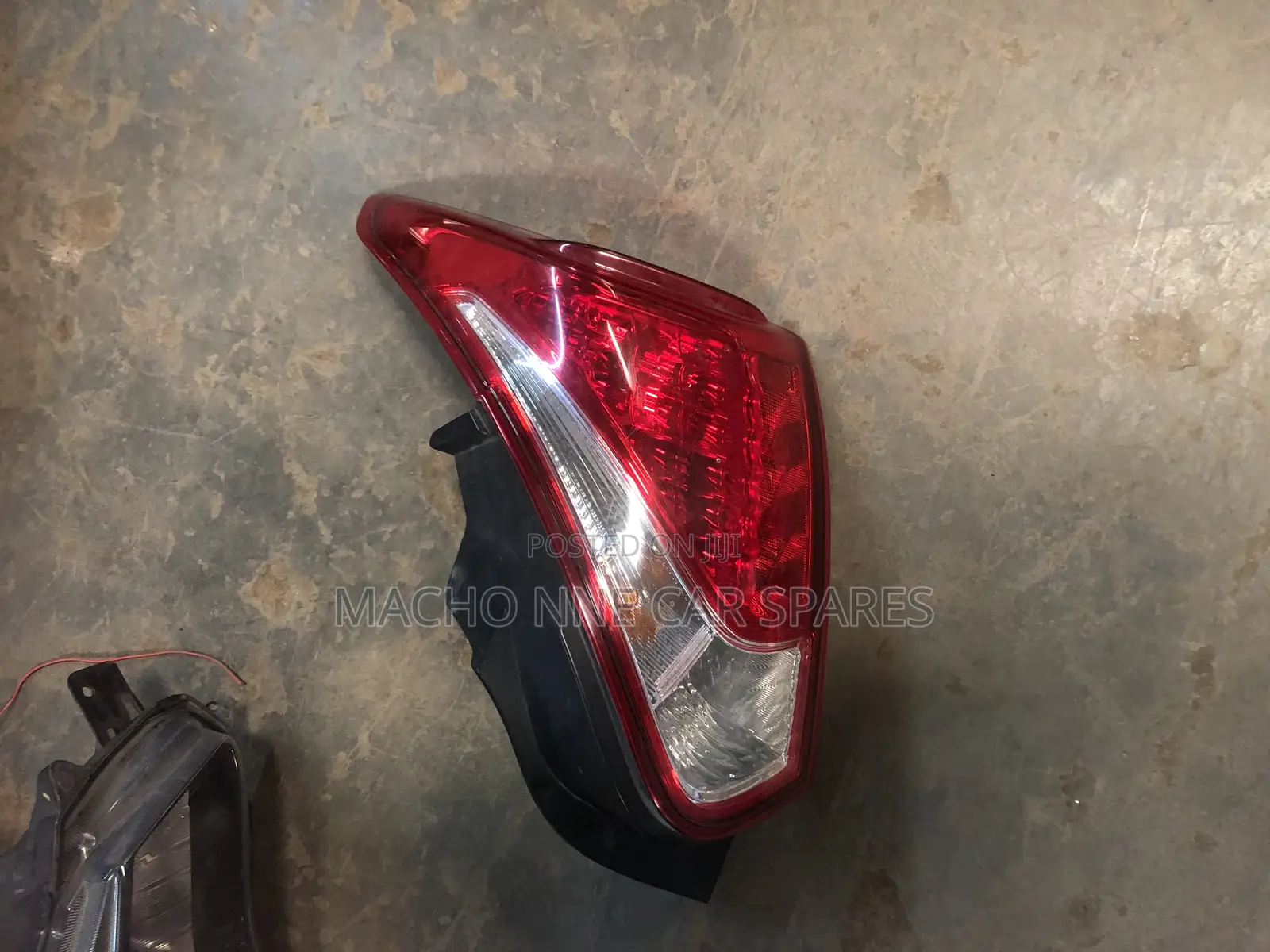 Nissan Tiida/Pulsar 2015 Taillight