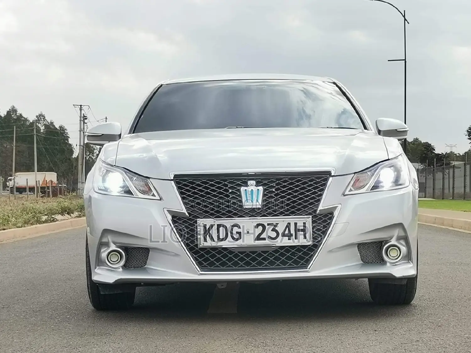 Toyota Crown 2015 Silver