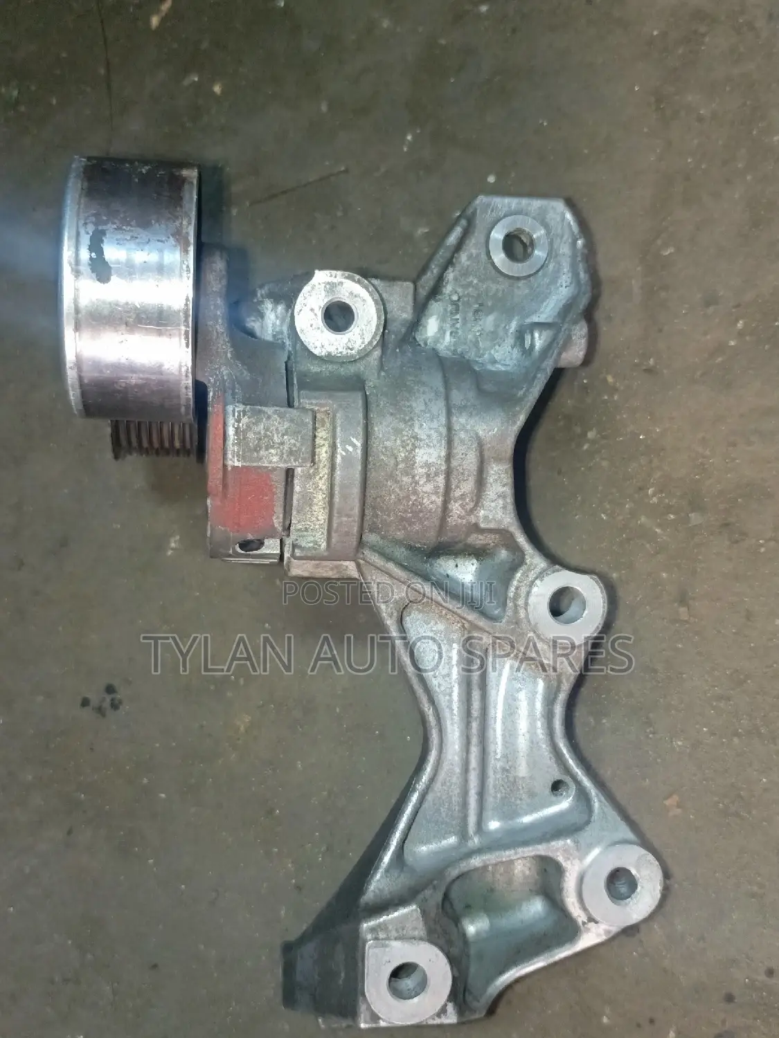 HR12 Fanbelt Tensioner