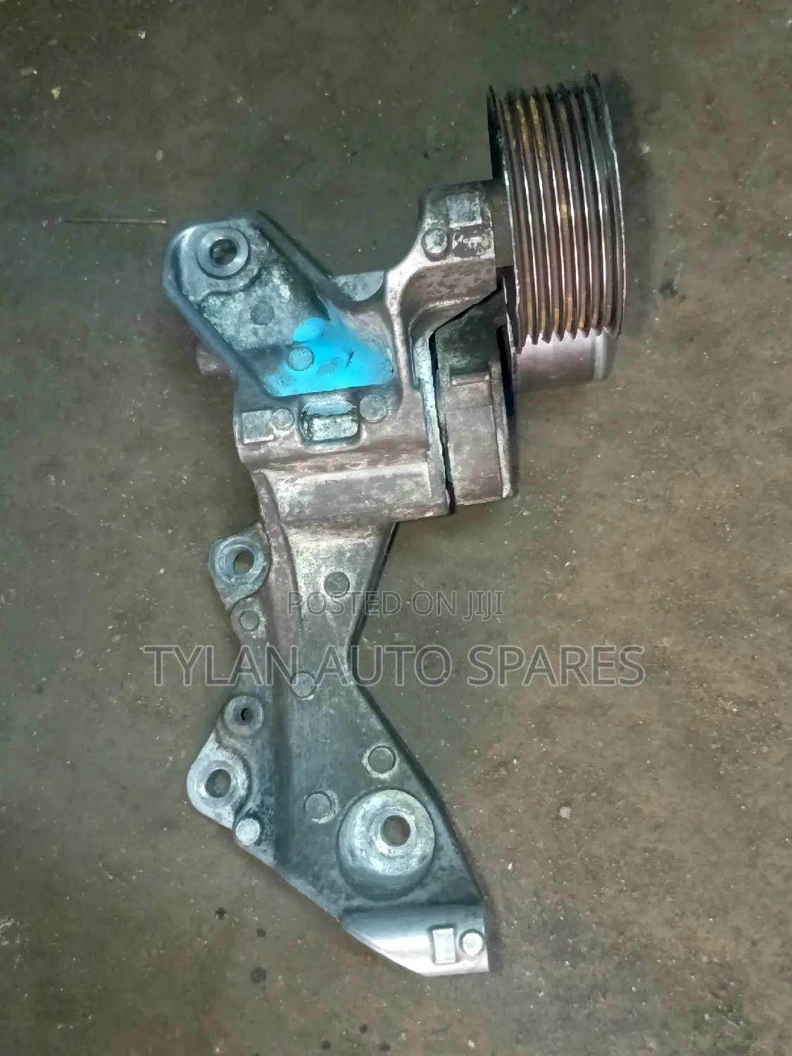 HR12 Fanbelt Tensioner