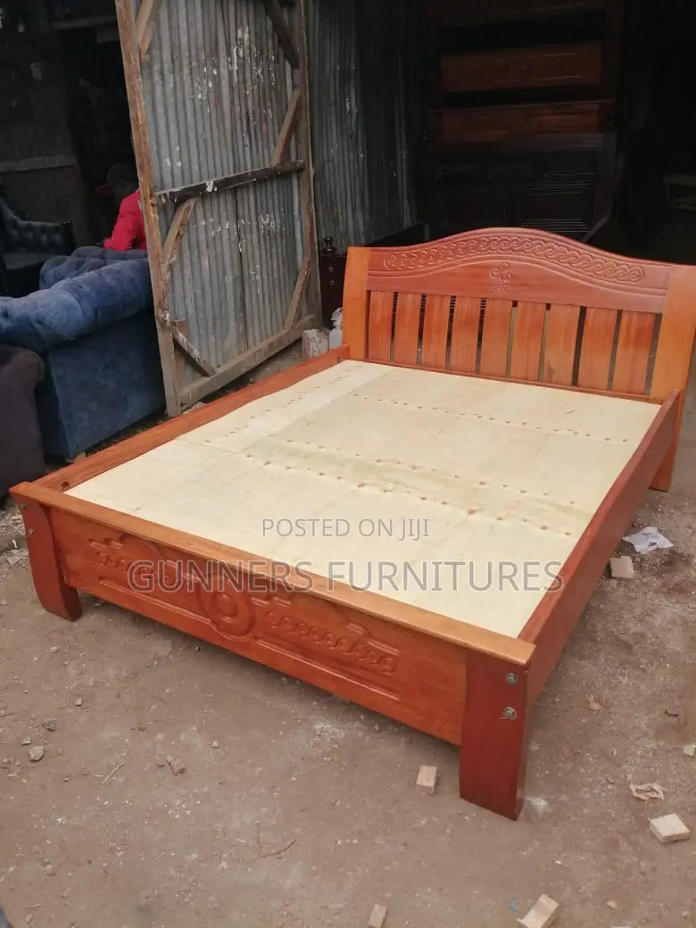 Mahogany Beds 5*6 Feets