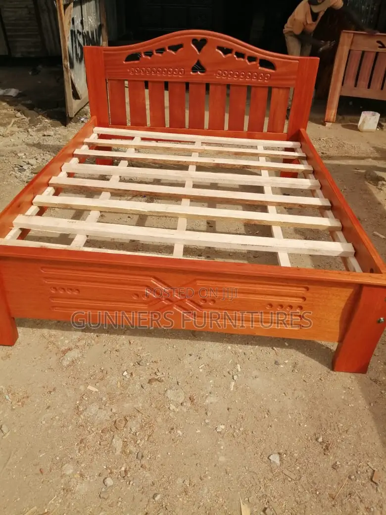 Mahogany Beds 5*6 Feets