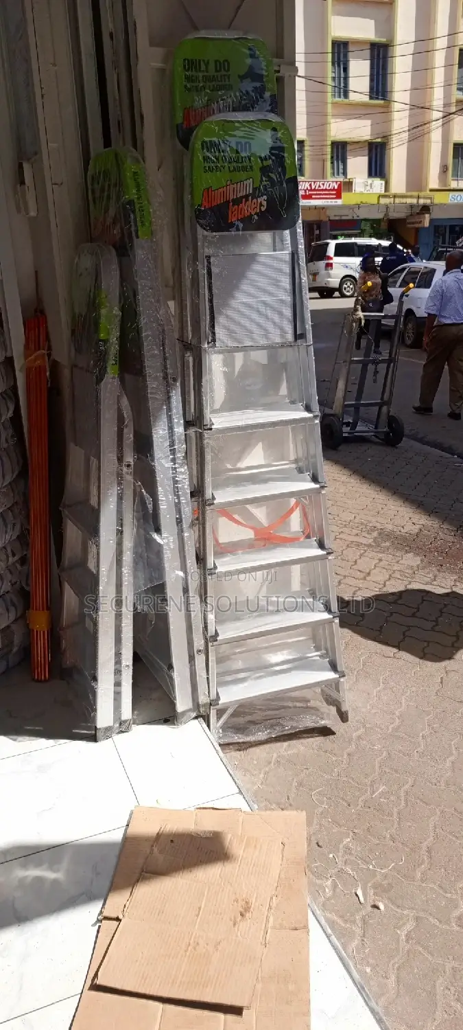 Aluminium a Type House Hold Ladders Painters