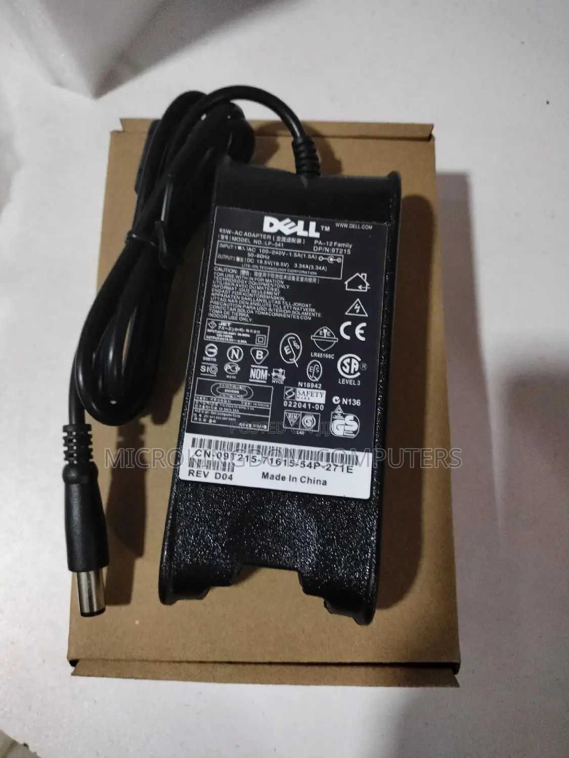 Dell Big Pin Adapter 19.5v 90w