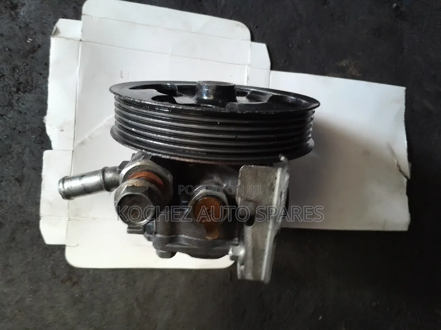 Power Steering Pump for Mazda Bongo/Vanette L8 Engine