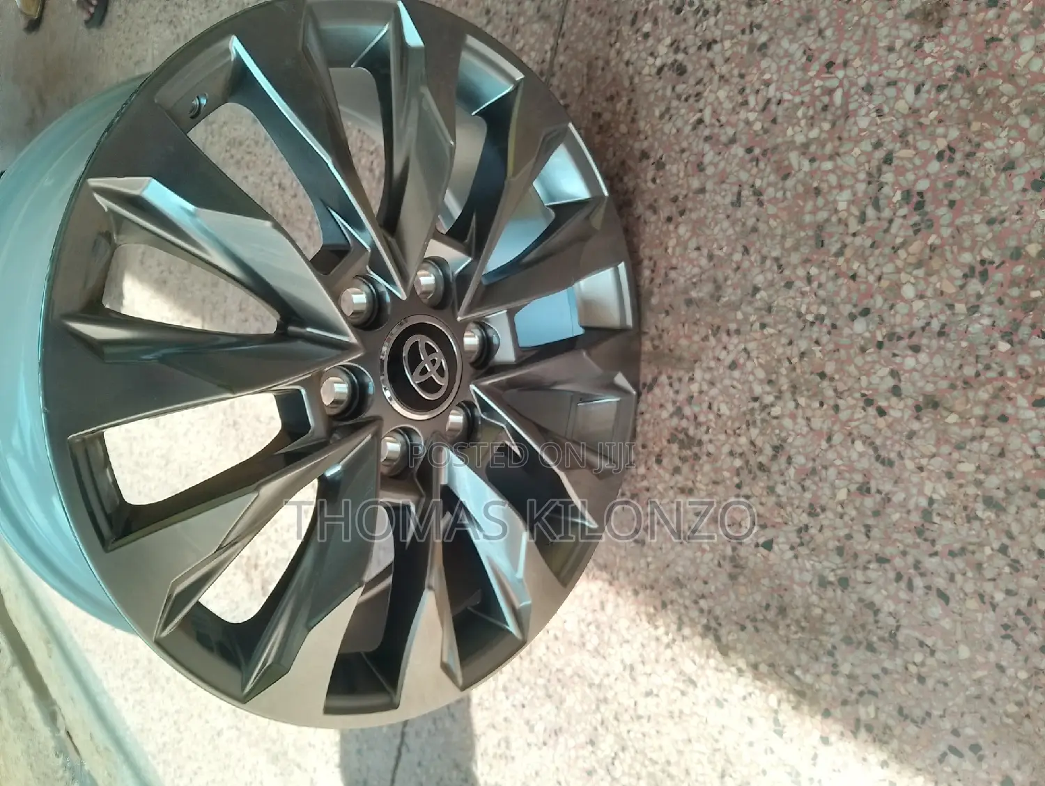 Size 20 for Landcruiser 300 Series