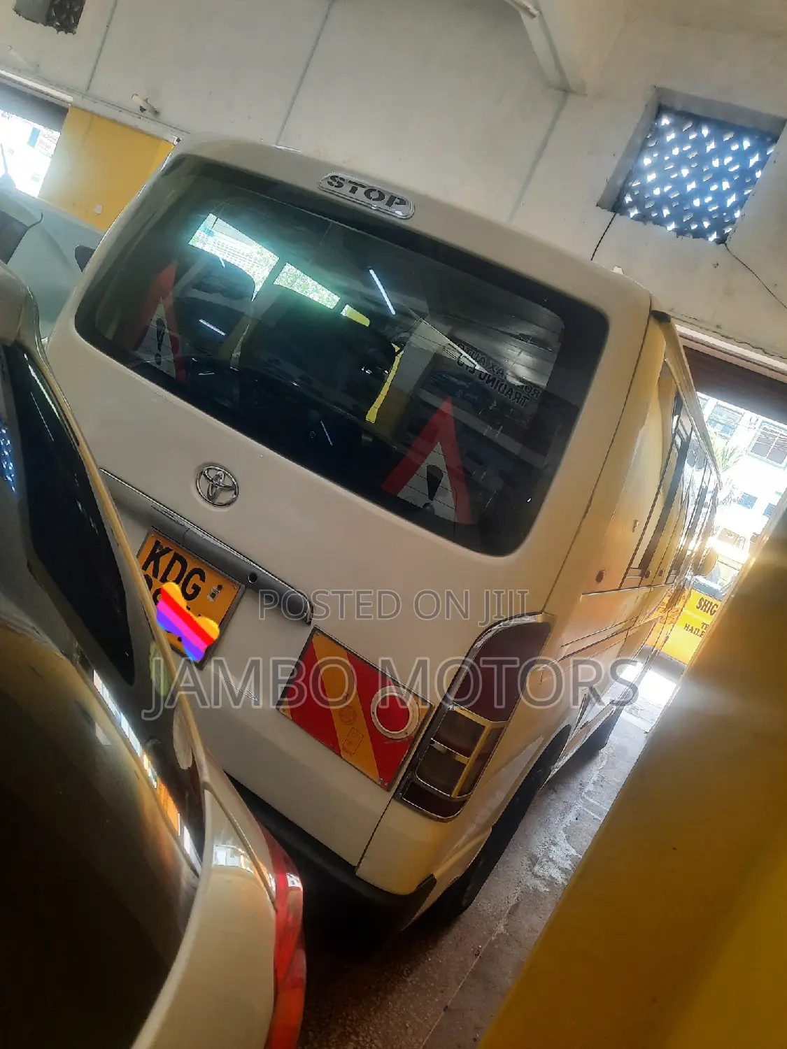 Toyota HiAce 2015 White