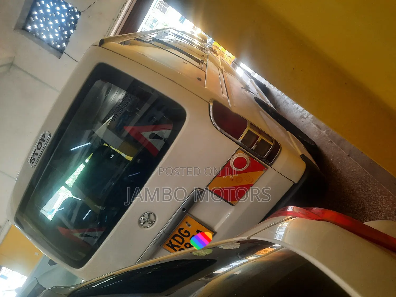 Toyota HiAce 2015 White