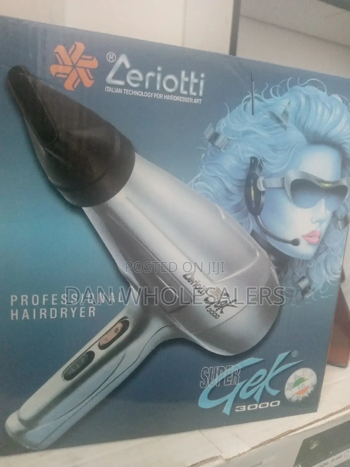 Super GEK 3000 Cerrioti Blow Dry Hair Dryer - Black.